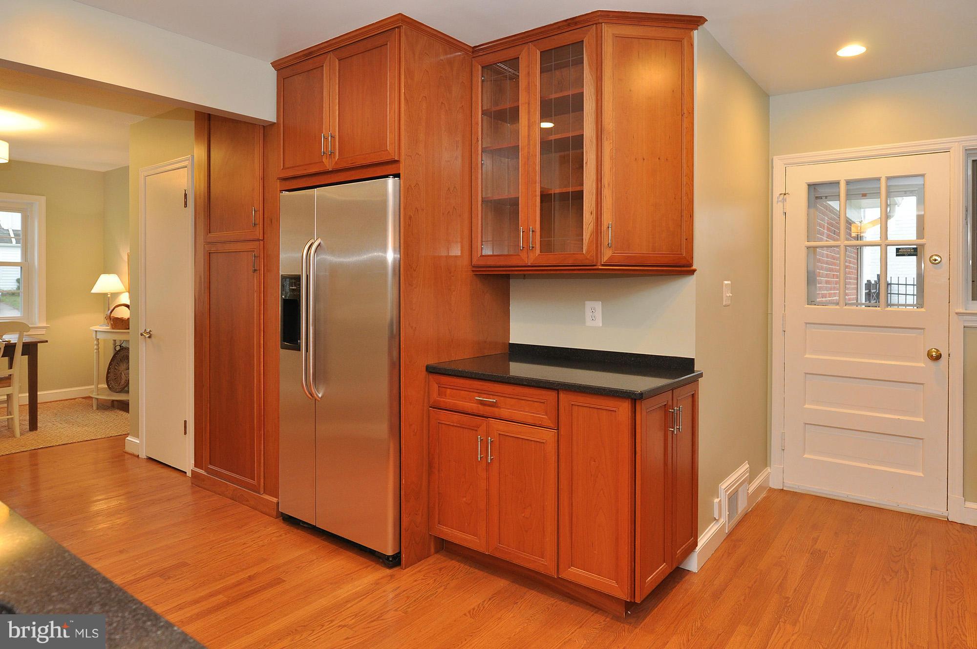 8046 Glendale Road Chevy Chase, MD 20815 - Photo 11 of 30 Kitchen