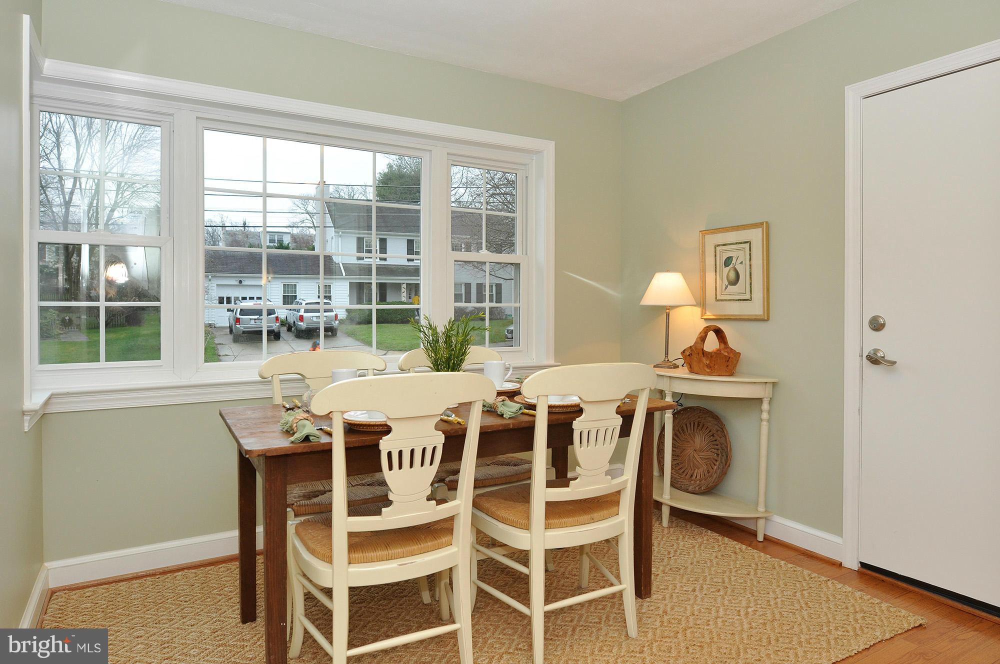 8046 Glendale Road Chevy Chase, MD 20815 - Photo 12 of 30 Eat in kitchen