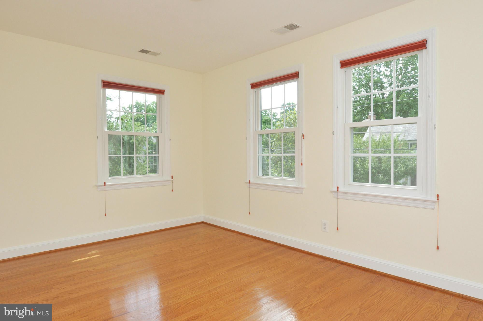 8046 Glendale Road Chevy Chase, MD 20815 - Photo 21 of 30 Spacious bedroom #2