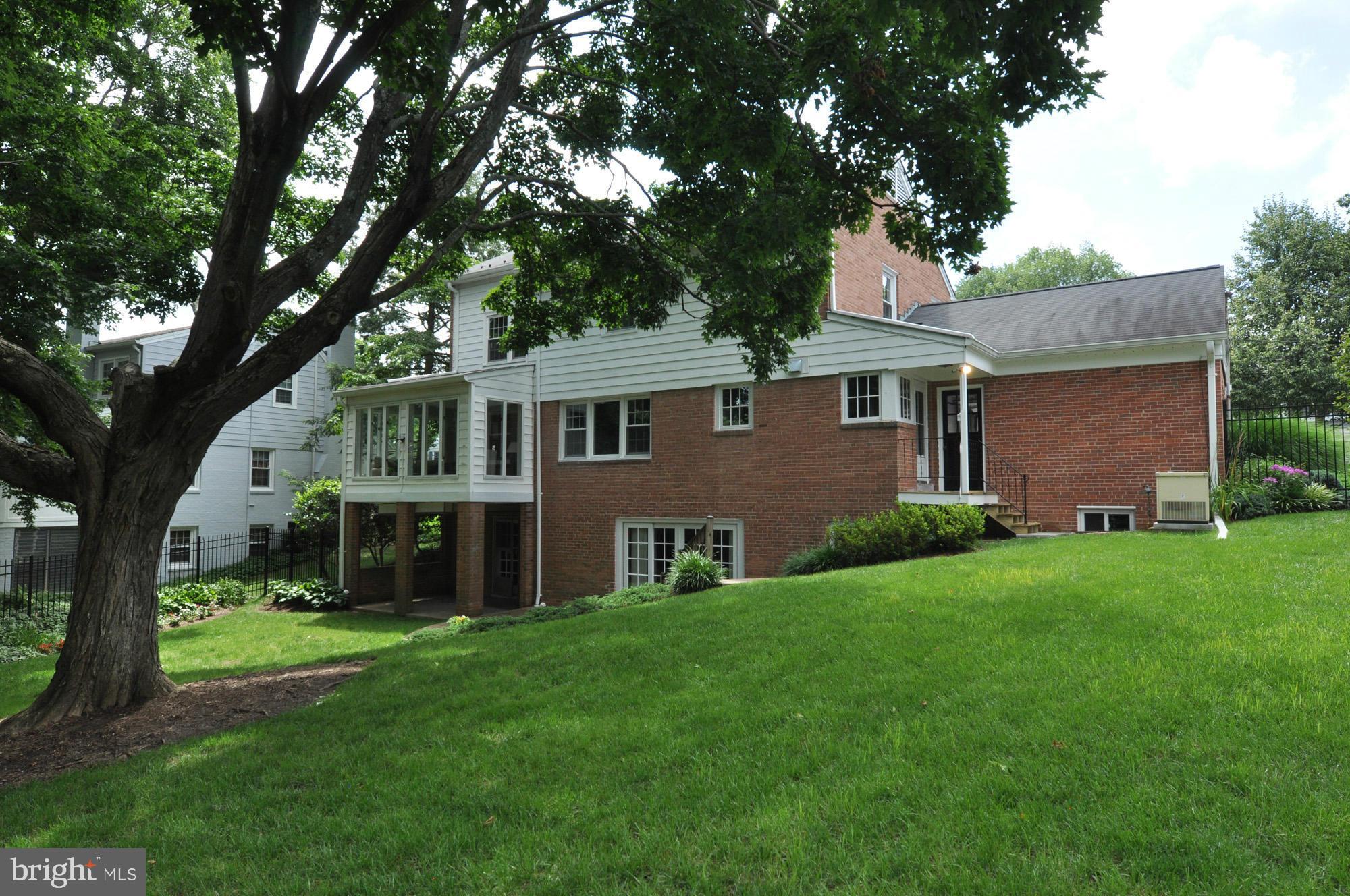 8046 Glendale Road Chevy Chase, MD 20815 - Photo 29 of 30 Exterior (Rear)