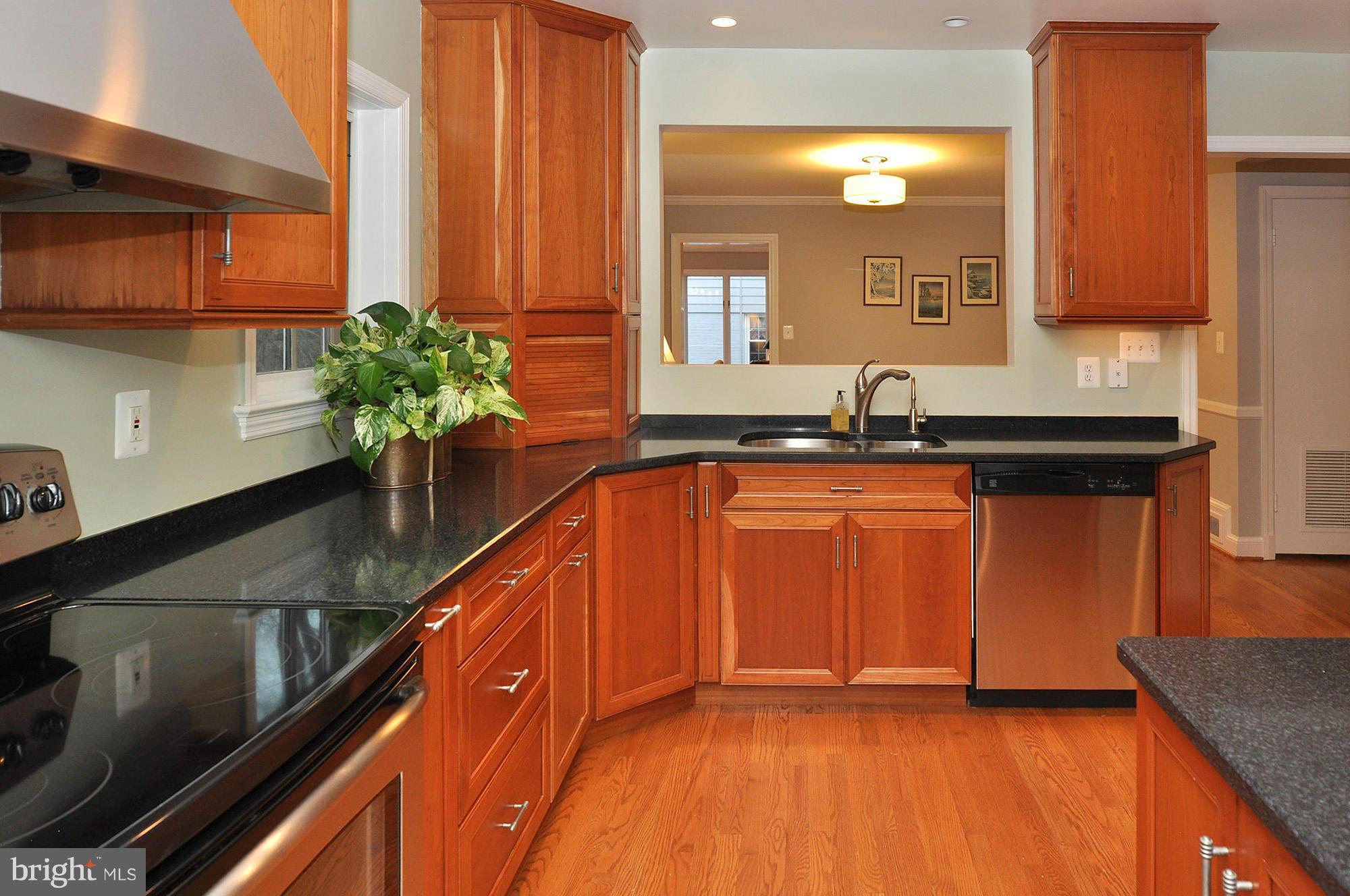 8046 Glendale Road Chevy Chase, MD 20815 - Photo 10 of 30 Kitchen