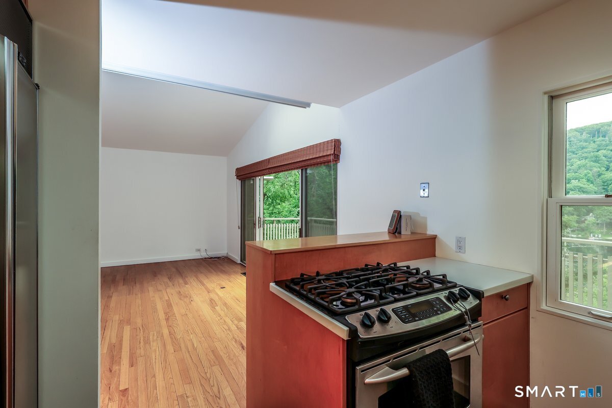 153 Green Pond Road Sherman, CT 06784 - Photo 6 of 29