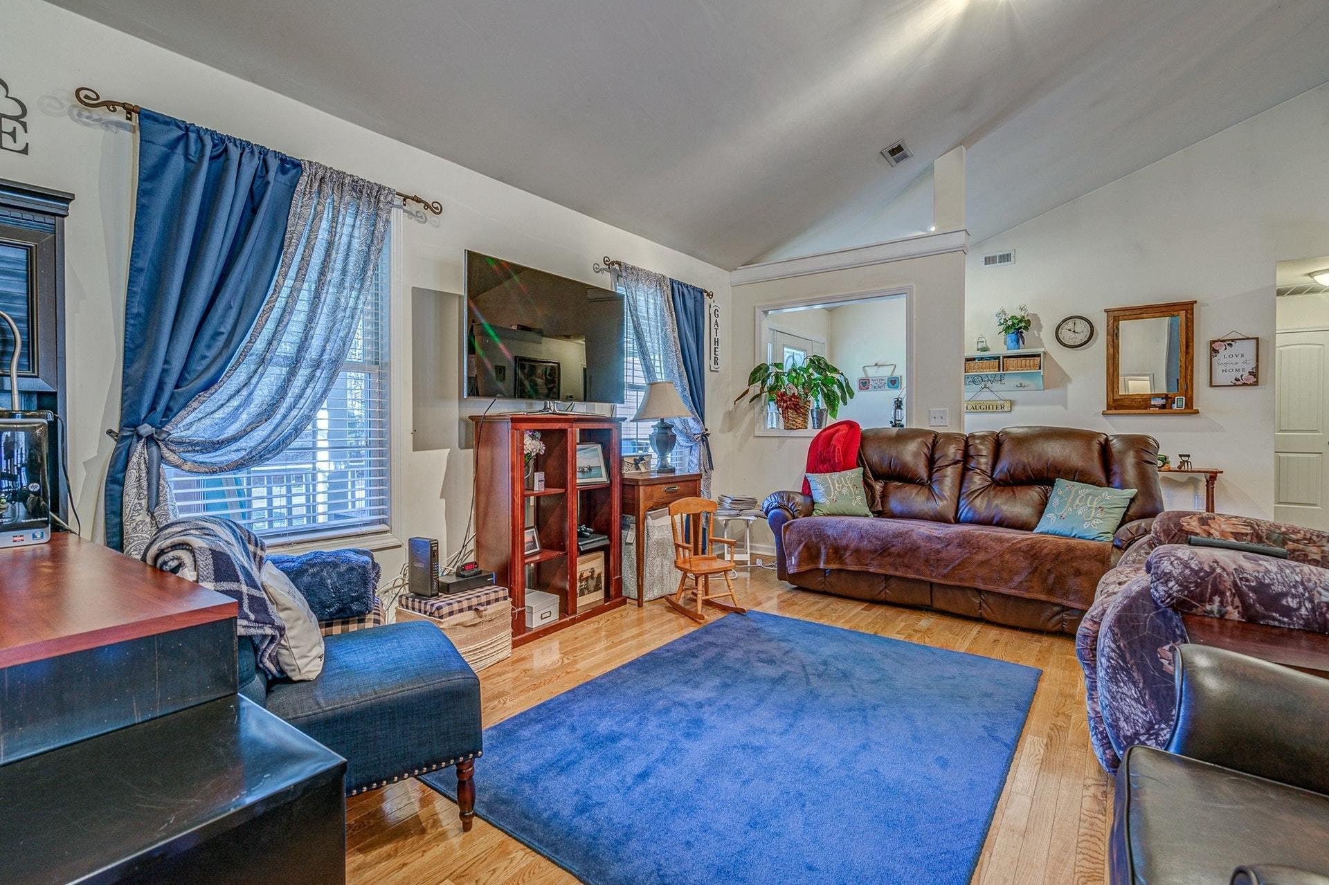 6597 Back Creek Road Boones Mill, VA 24065 - Photo 9 of 27 Great room
