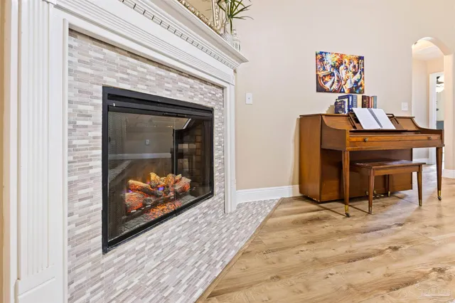 $449,999 | 6096 Winchester Circle, Milton, FL 32570