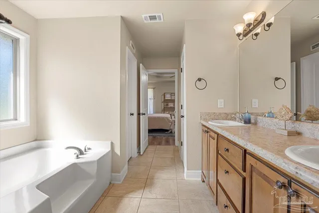 $449,999 | 6096 Winchester Circle, Milton, FL 32570