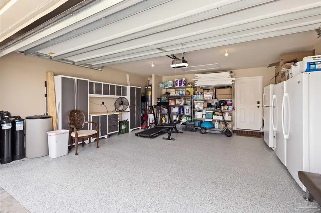 $449,999 | 6096 Winchester Circle, Milton, FL 32570