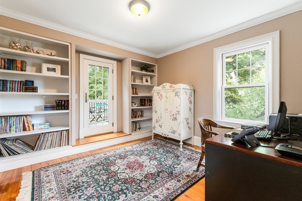44 Marion Road Watertown, MA 02472 - Photo 32 of 42