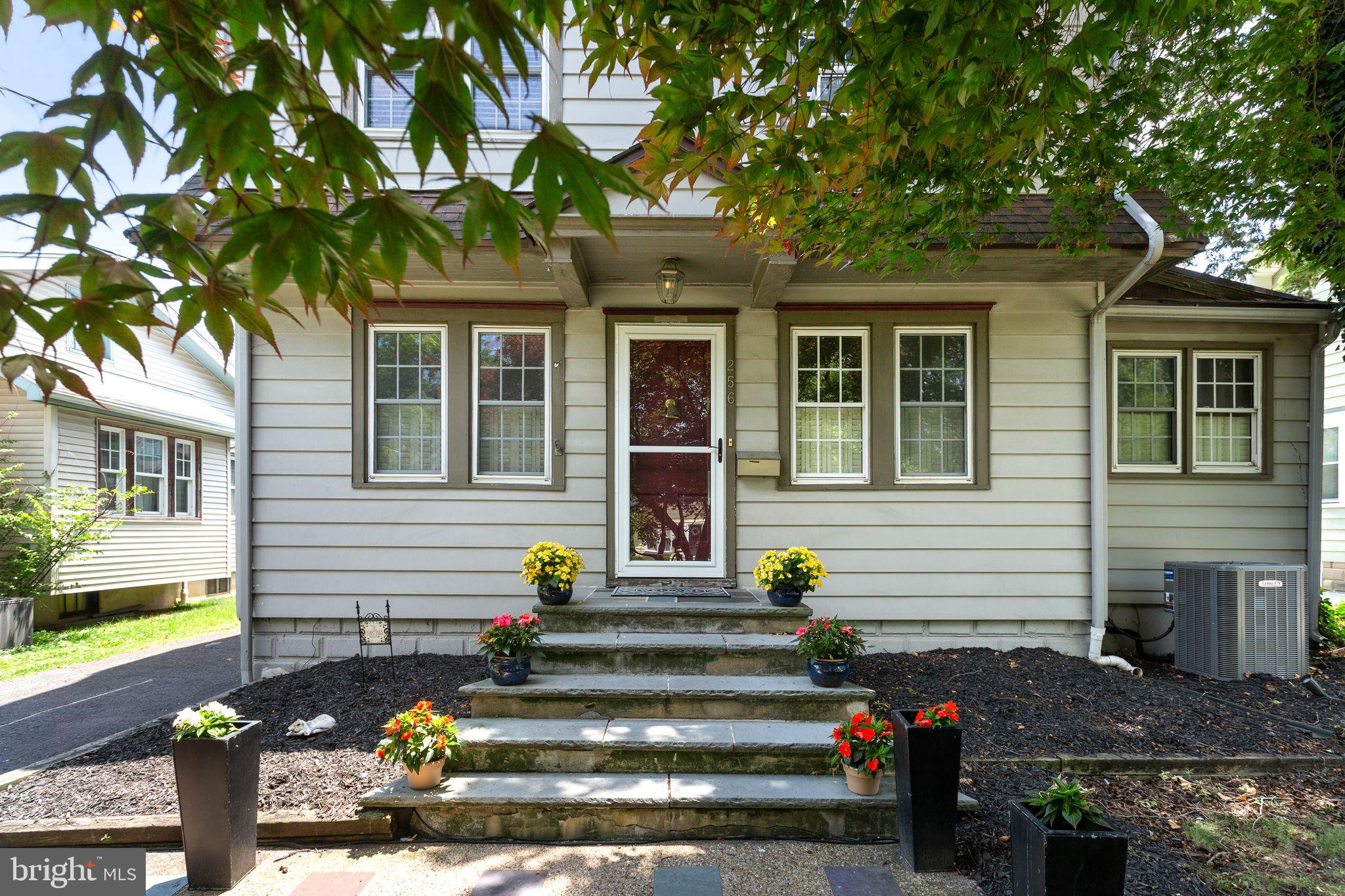 256 Rhoads Avenue Haddonfield, NJ 08033 - Photo 2 of 2