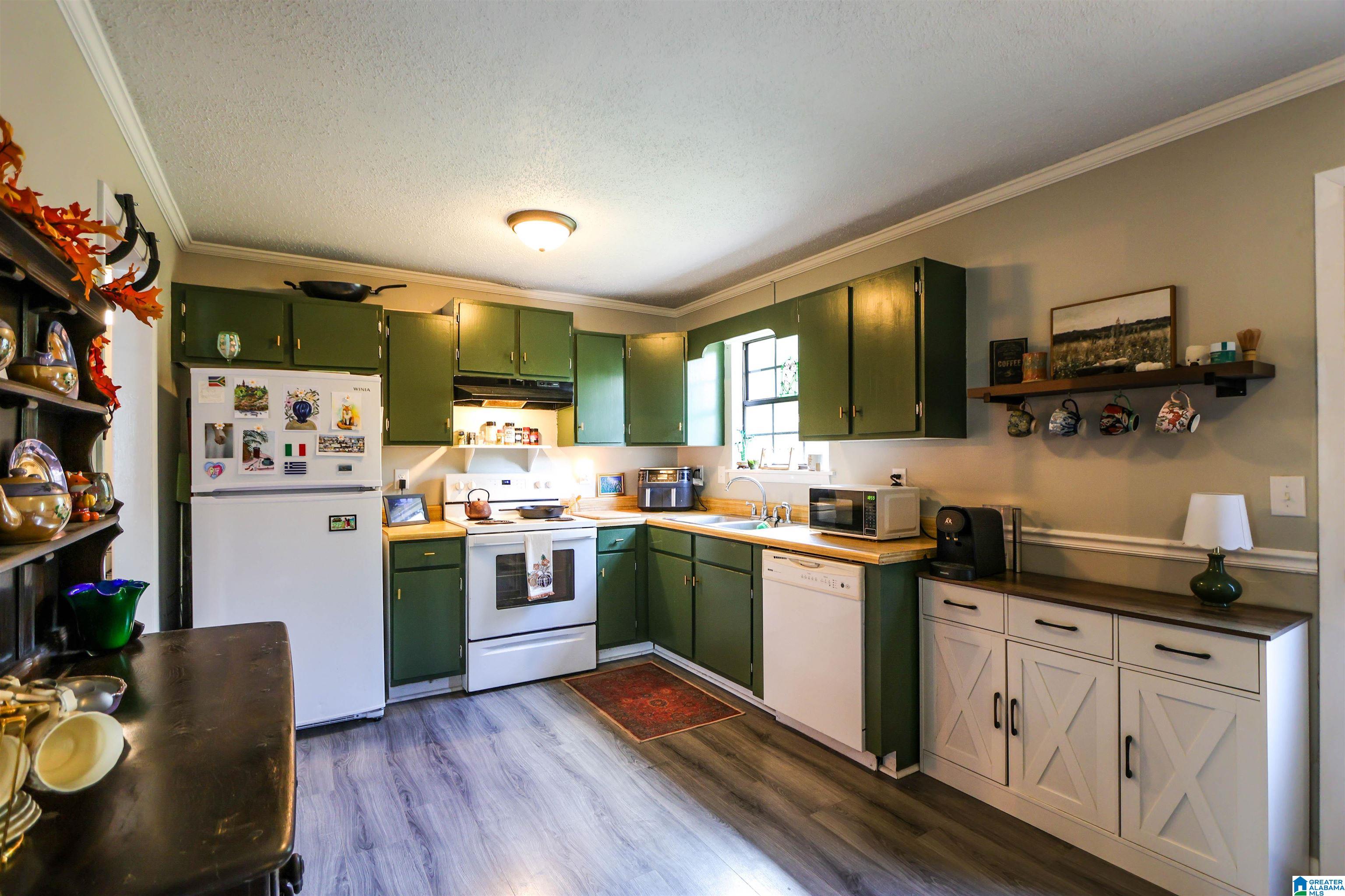 111 Oak Road Anniston, AL 36206 - Photo 5 of 49 Gallery Image 5