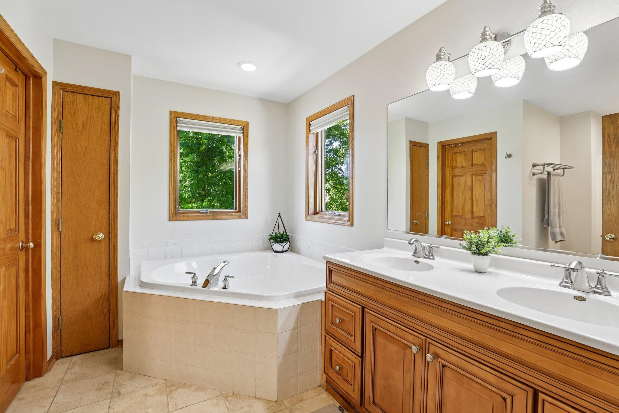 4230 Redtail Pass Middleton, WI 53562 - Photo 40 of 73