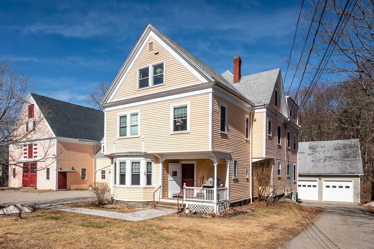 221 Atlantic Avenue North Hampton, NH 03862 - Photo 2 of 37