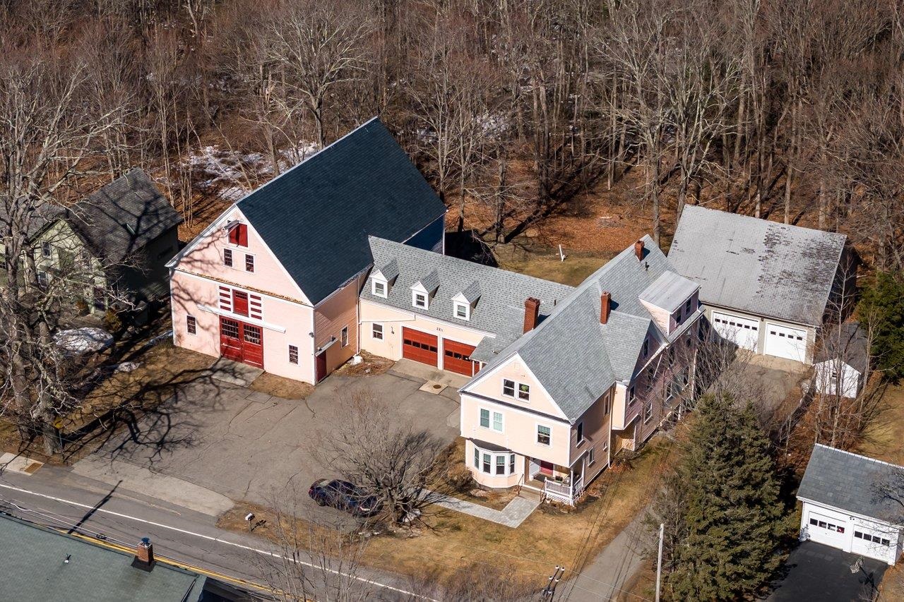 221 Atlantic Avenue North Hampton, NH 03862 - Photo 9 of 37