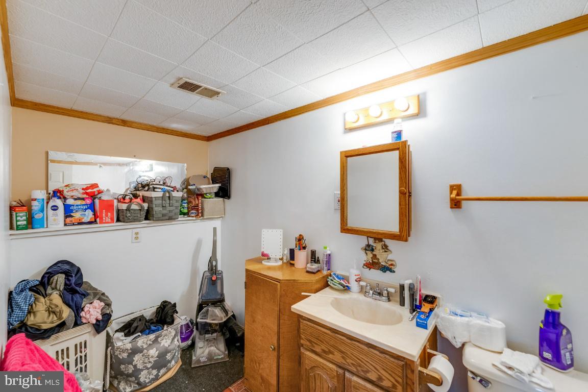 8280 Raindrop Way Springfield, VA 22153 - Photo 36 of 52 Gallery Image 36