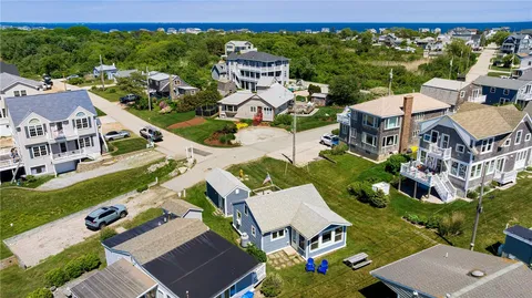 $1,200,000 | 11 Woodruff Street, Narragansett, RI 02882