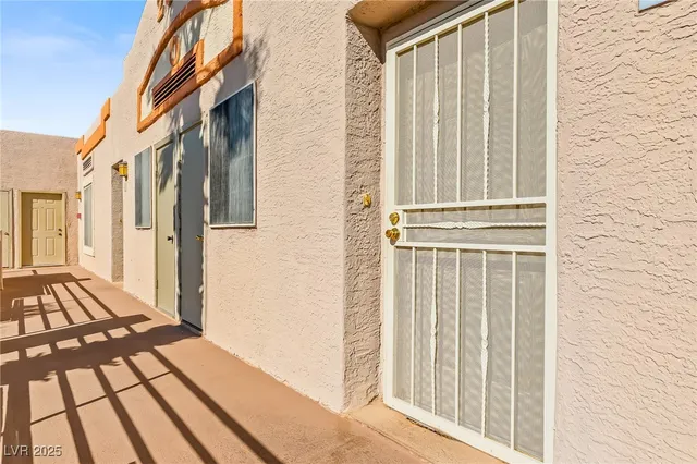 $145,000 | 2036 Mesquite Lane, Unit 303, Laughlin, NV 89029