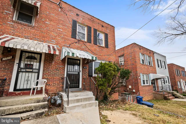 $3,500 | 2412 18th Street Southeast, Washington, DC 20020