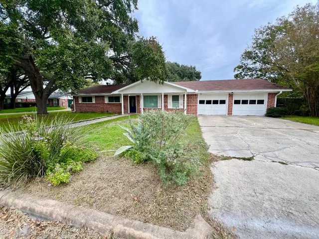 $1,850 | 795 Vogel Drive, Lockhart, TX 78644
