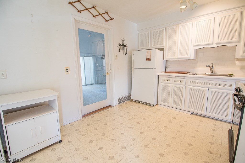 28912 Ridge Road Wickliffe, OH 44092 - Photo 12 of 19 Gallery Image 12