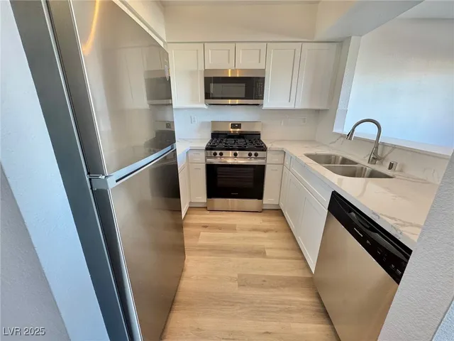 $1,800 | 1424 Santa Anita Drive, Unit D, Las Vegas, NV 89119