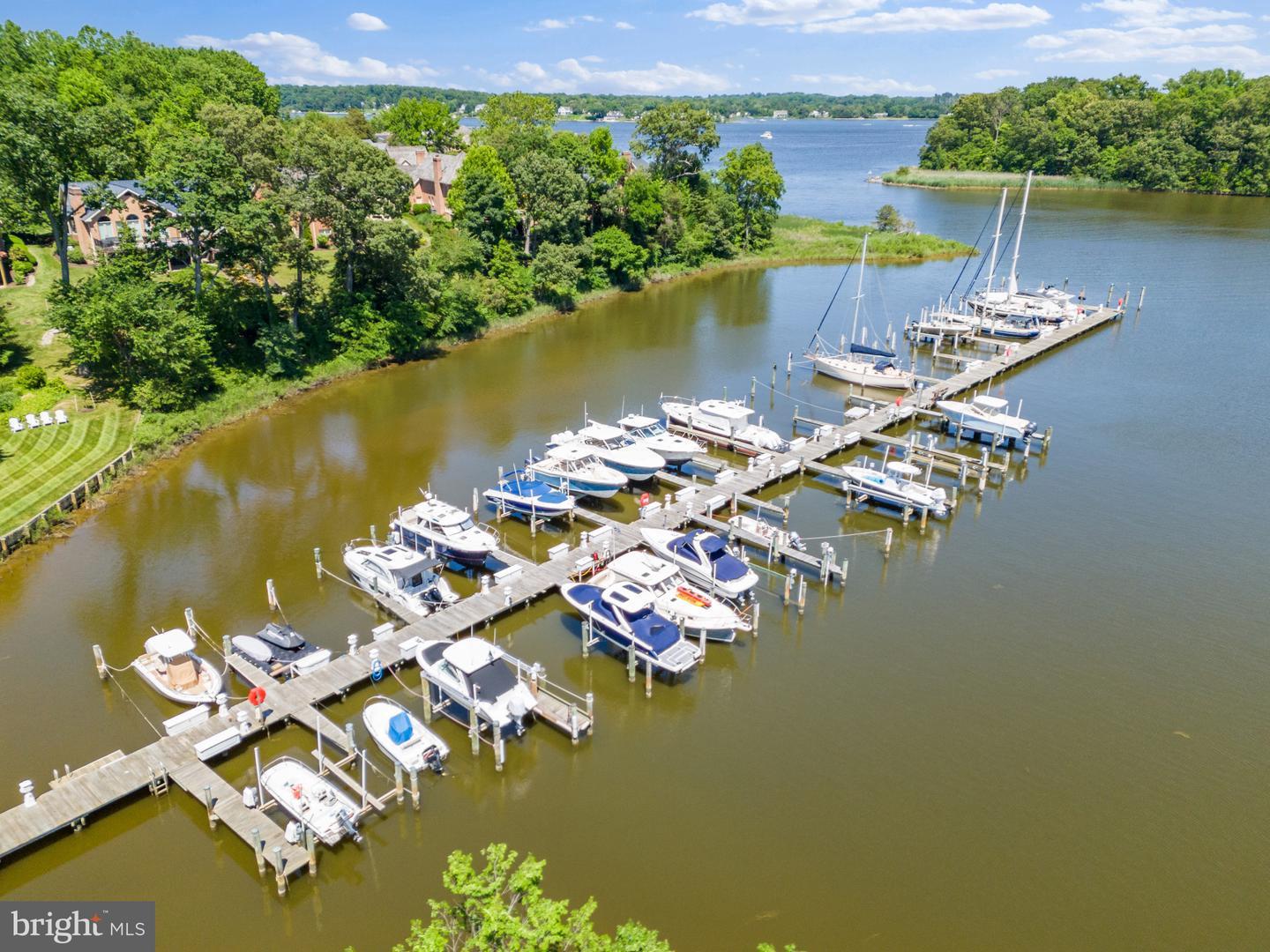 1100 South River Landing Road Edgewater, MD 21037 - Photo 45 of 53 Community pier