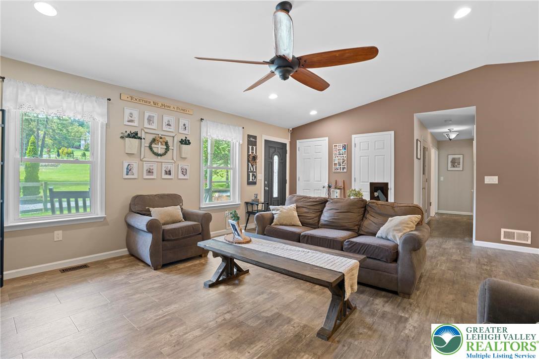 2954 Avery Road Slatington, PA 18080 - Photo 8 of 57 Gallery Image 8