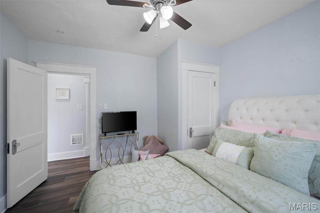 8303 Jackson Street St. Louis, MO 63114 - Photo 18 of 39