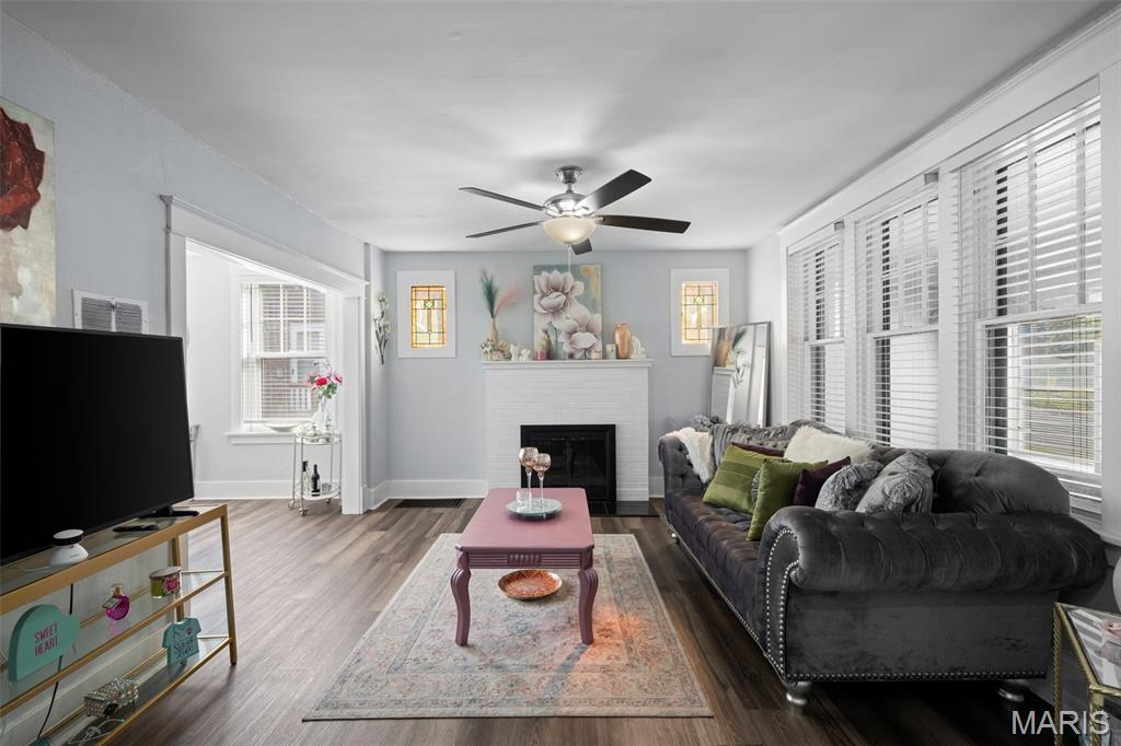 8303 Jackson Street St. Louis, MO 63114 - Photo 5 of 39