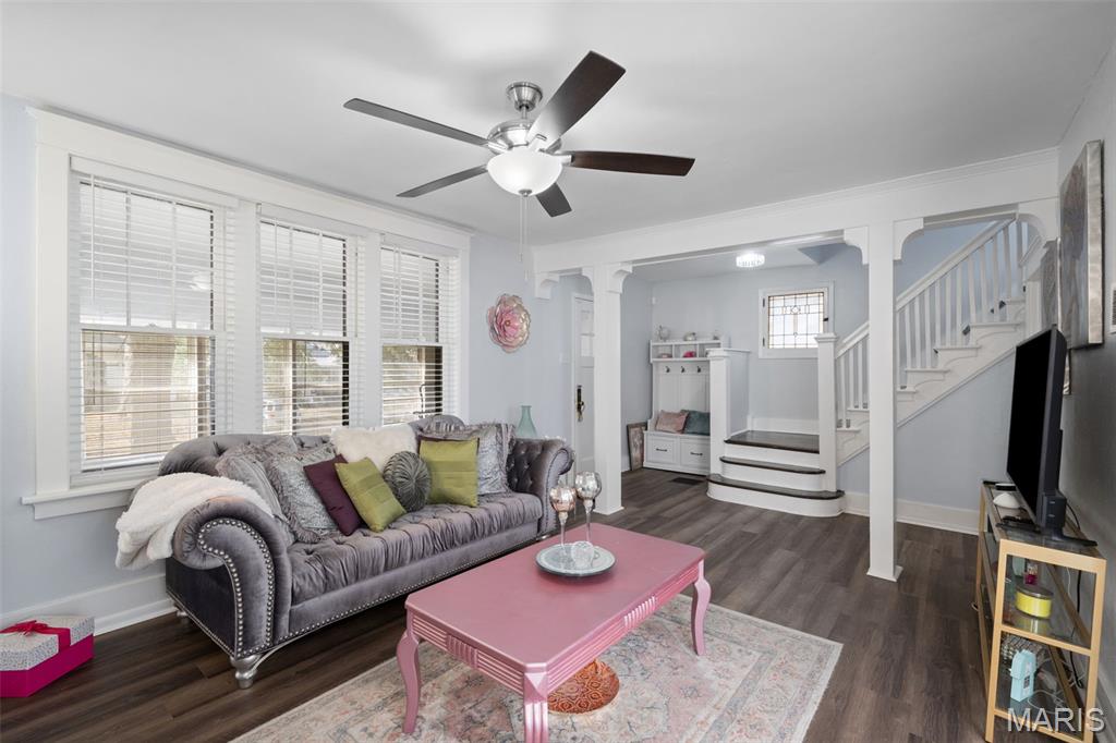 8303 Jackson Street St. Louis, MO 63114 - Photo 6 of 39