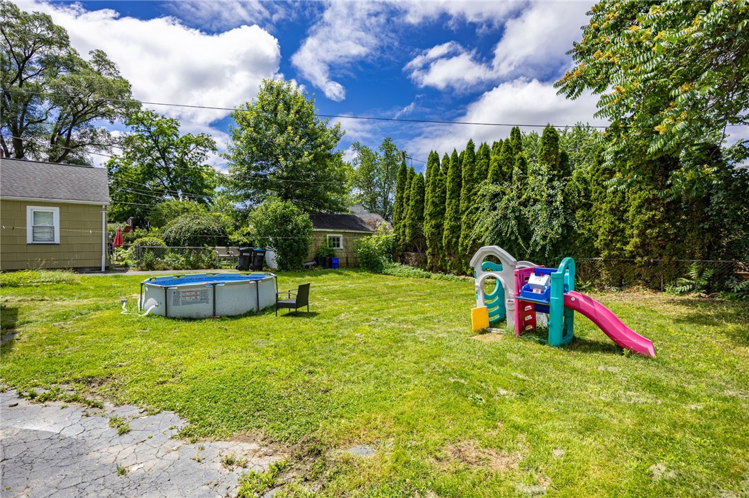 141 Cooper Road Irondequoit, NY 14617 - Photo 28 of 33