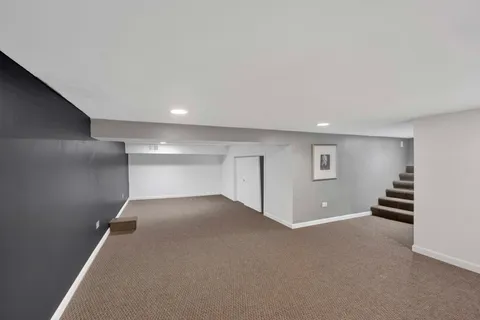 $565,000 | 9138 4 Winds Way, Skokie, IL 60076