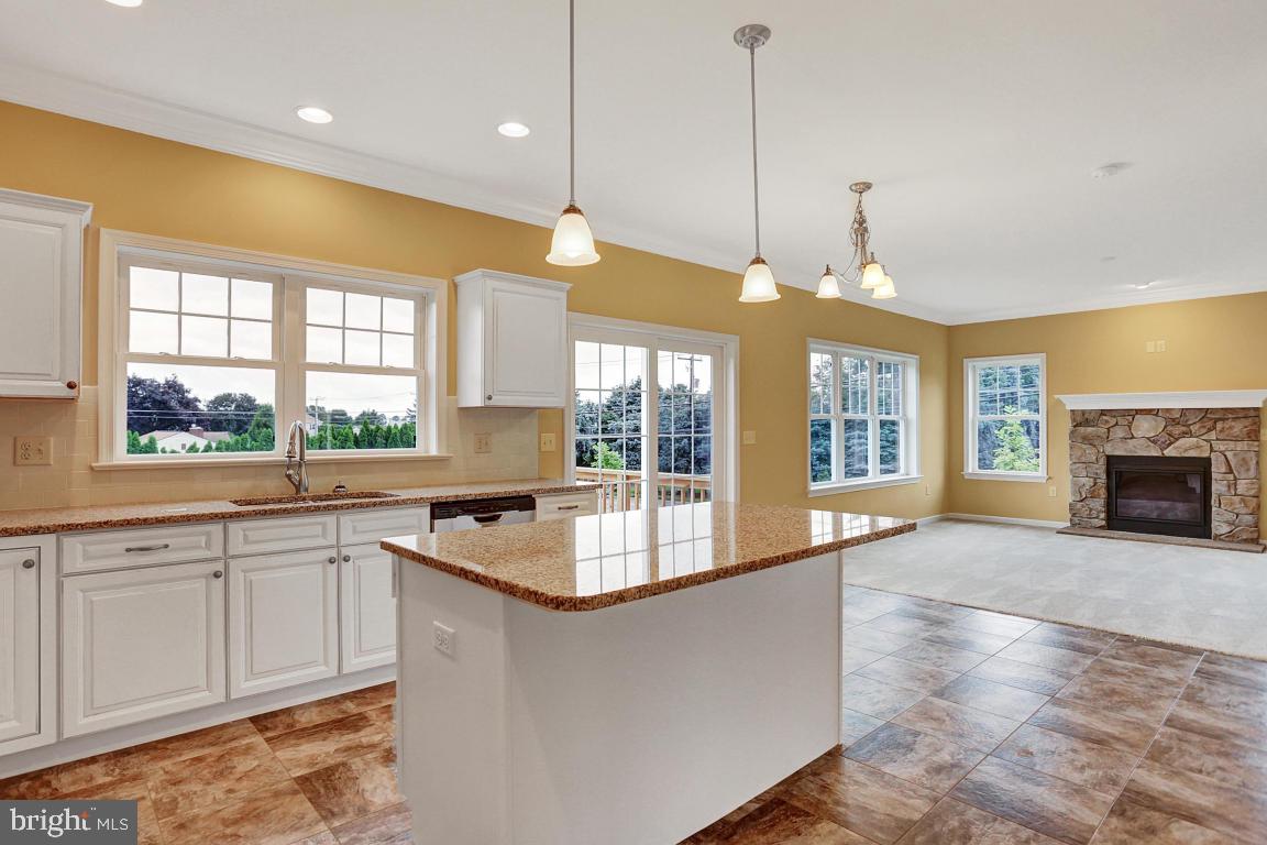 2 Sensenich Drive, Unit 7 Lititz, PA 17543 - Photo 7 of 21 Gallery Image 7