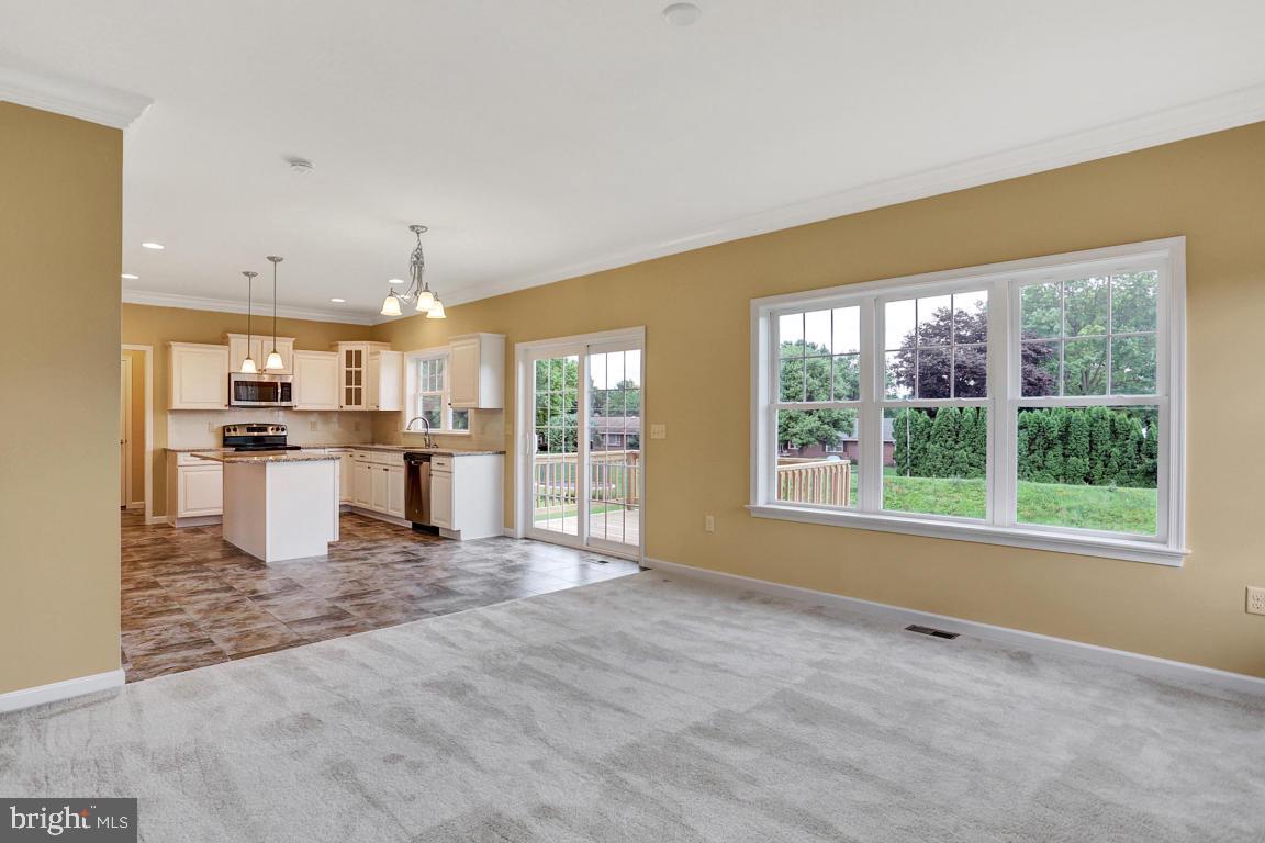2 Sensenich Drive, Unit 7 Lititz, PA 17543 - Photo 9 of 21 Gallery Image 9