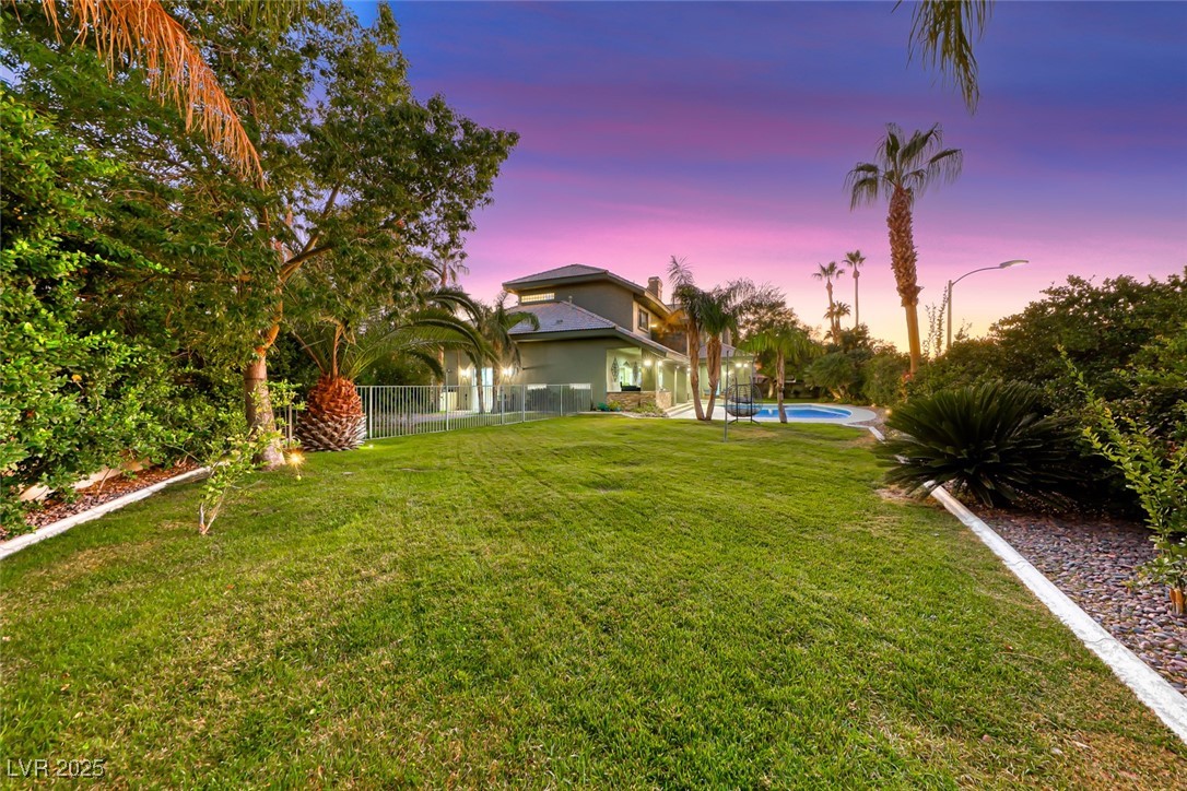 2309 Prometheus Court Henderson, NV 89074 - Photo 65 of 70 View of yard