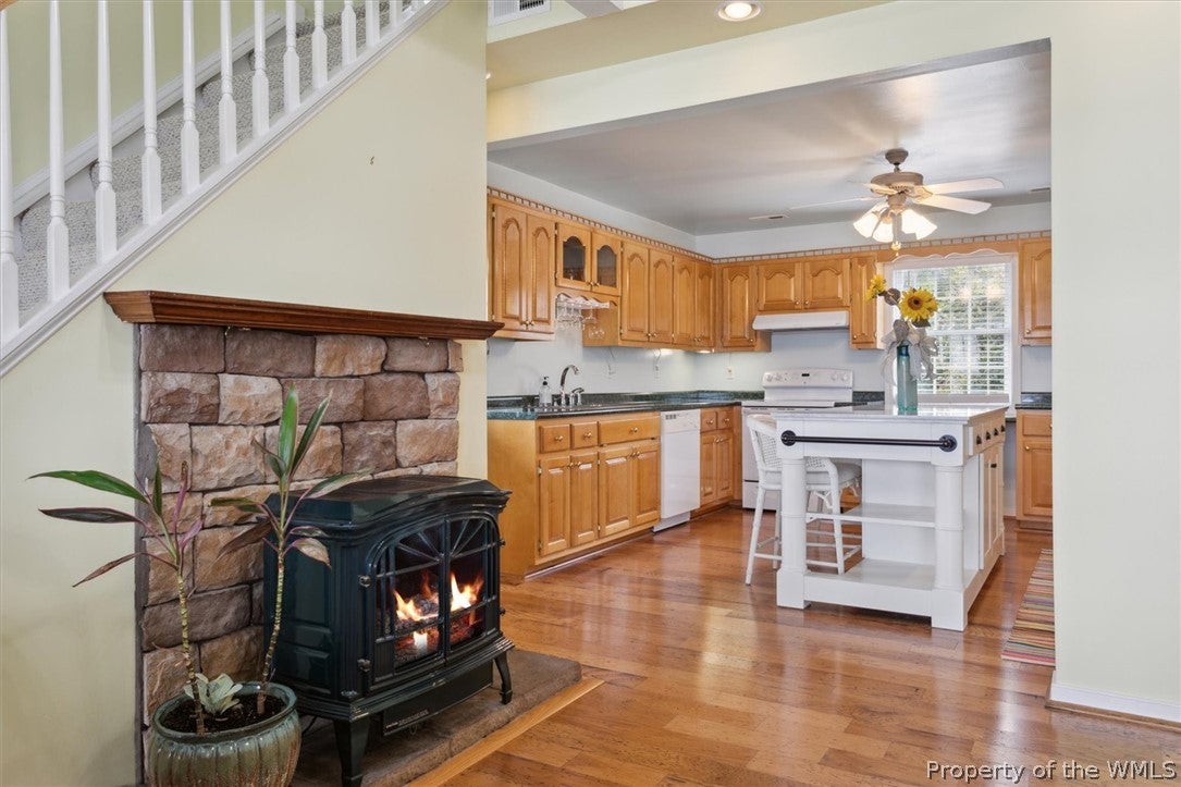 484 James River Overview Spring Grove, VA 23881 - Photo 10 of 47 Gallery Image 10