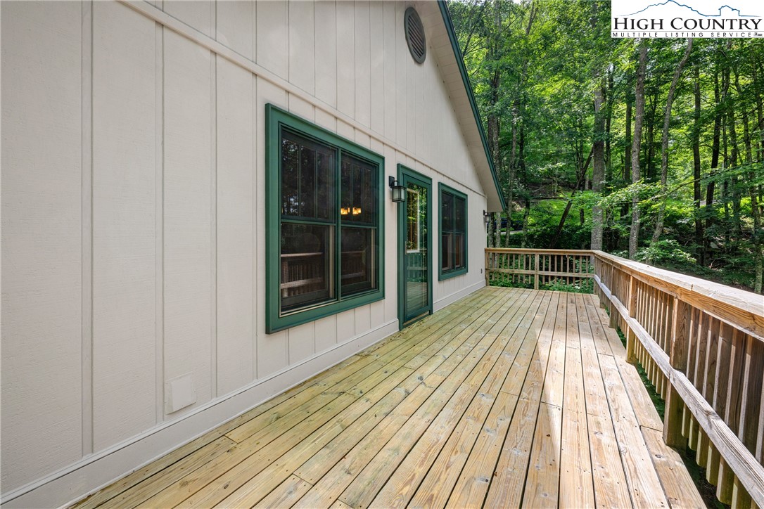 121 Hollow Tree Road Beech Mountain, NC 28604 - Photo 7 of 25