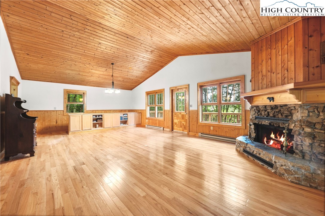 121 Hollow Tree Road Beech Mountain, NC 28604 - Photo 8 of 25