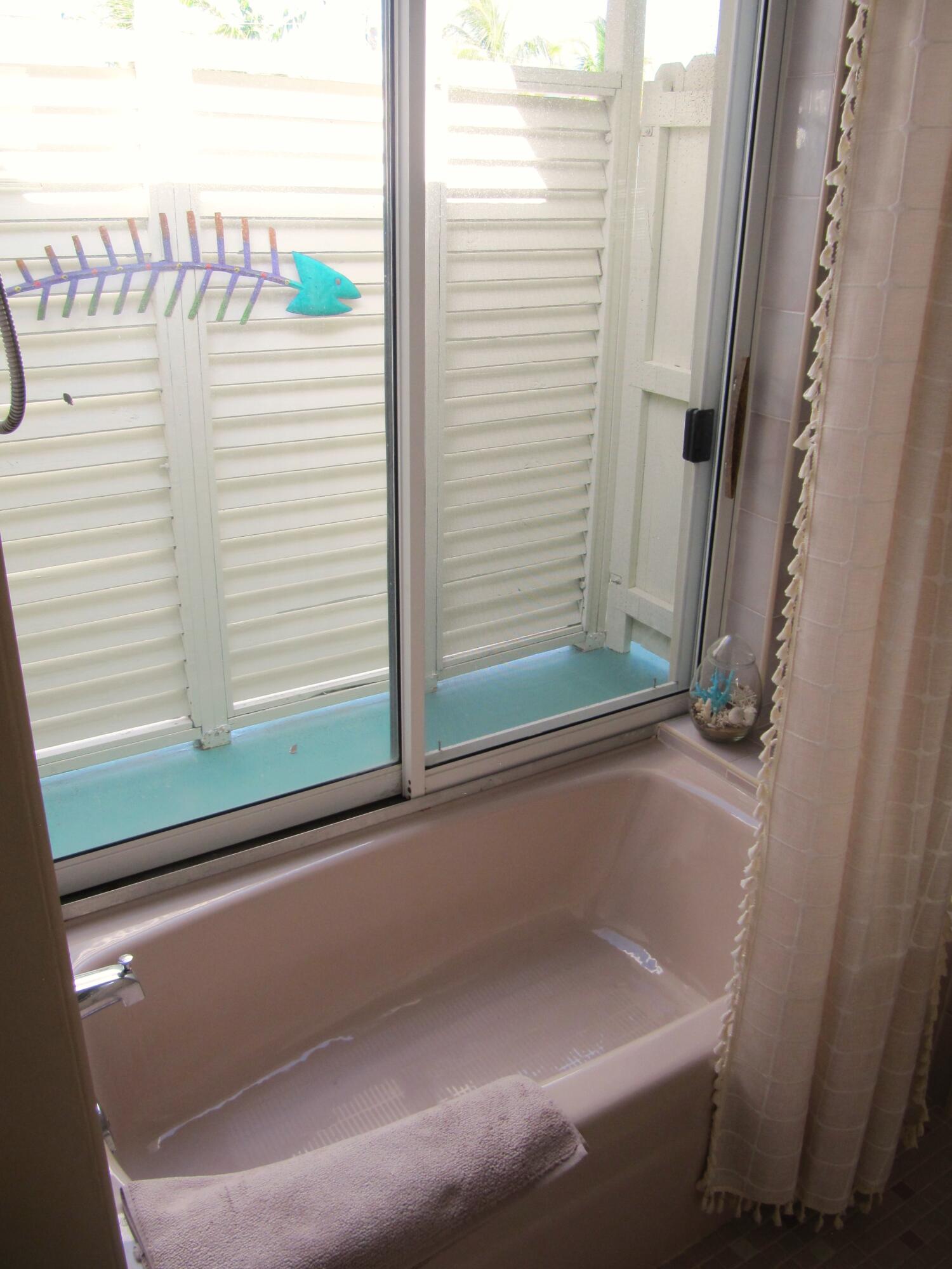25 South Exuma Road Key Largo, FL 33037 - Photo 20 of 32 IMG_6641