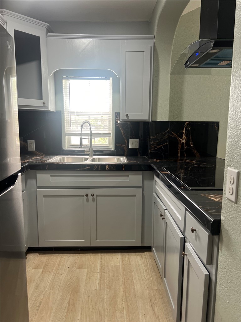 205 West 3rd Street Alice, TX 78332 - Photo 6 of 19