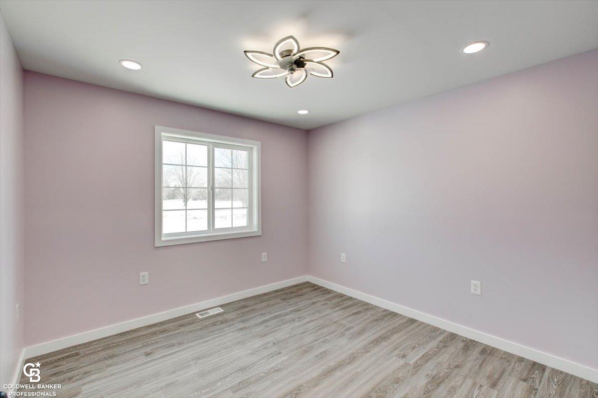 554 Palms Road Goodells, MI 48027 - Photo 11 of 31 50145859-37a63461-ac0c-40cd-a55e-1518befa025c.JPG