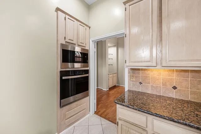 $2,400 | 17219 Crown Meadow Court, Houston, TX 77095