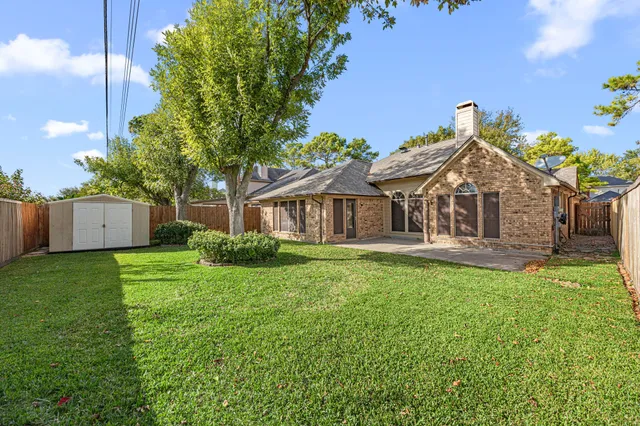 $2,400 | 17219 Crown Meadow Court, Houston, TX 77095