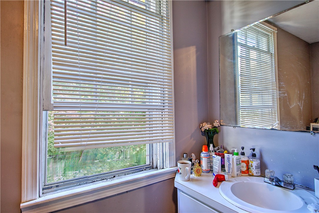 84 Transit Street Providence, RI 02906 - Photo 42 of 47