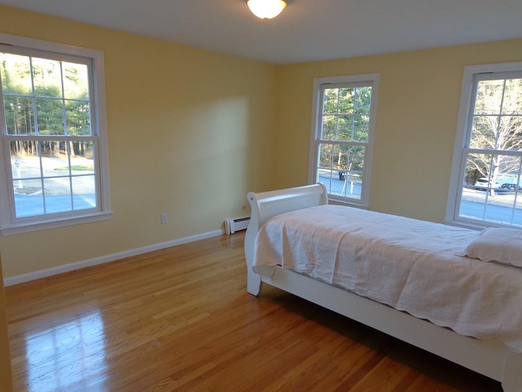 33 Robin Road Norfolk, MA 02056 - Photo 19 of 24 Gallery Image 19
