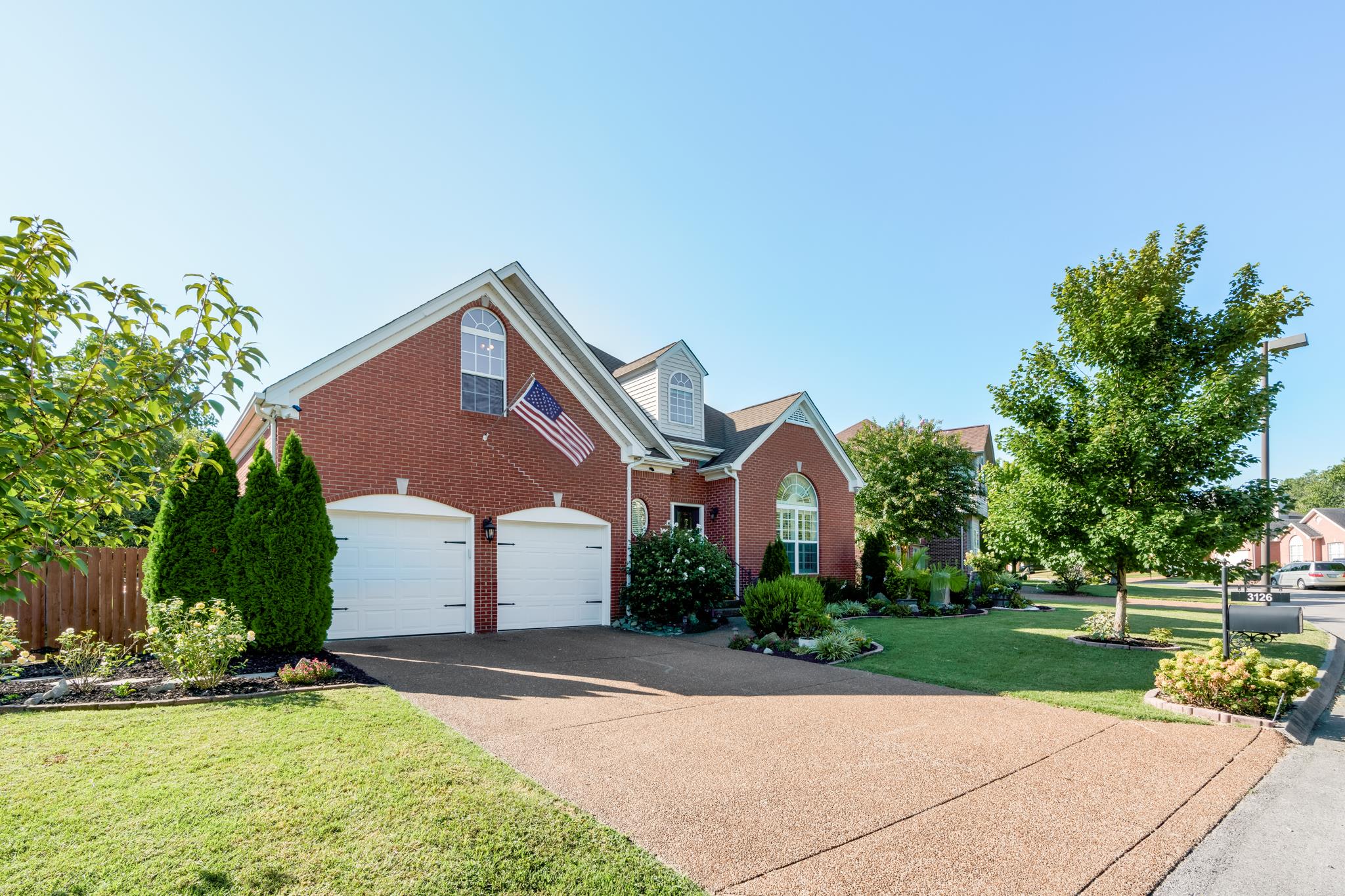 3126 Vera Valley Road Franklin, TN 37064 - Photo 2 of 30 a front view of house with yard and green space