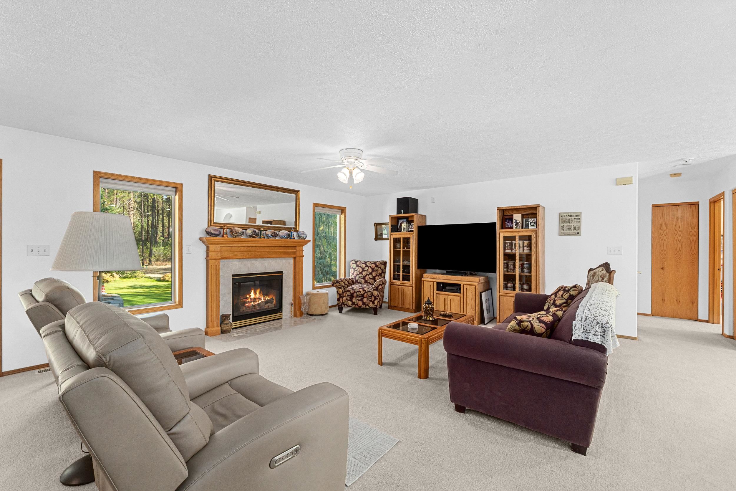 4605 East Greenbluff Road Colbert, WA 99005 - Photo 12 of 50 Gallery Image 12