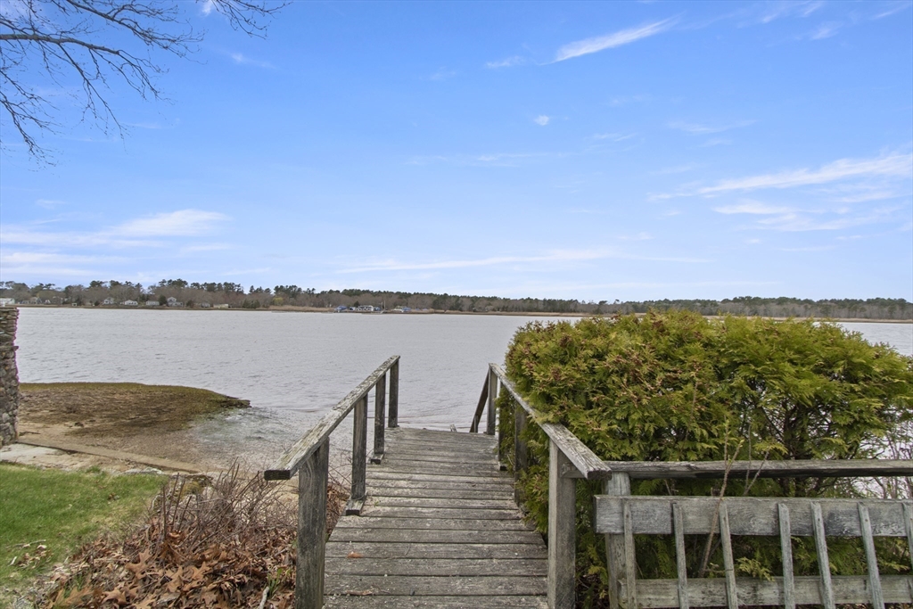 10 3rd Avenue Wareham, MA 02571 - Photo 24 of 32