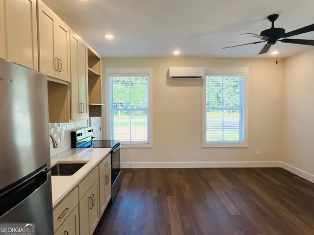 $995 | 105 Gardenia Lane, Unit 105B, LaGrange, GA 30240