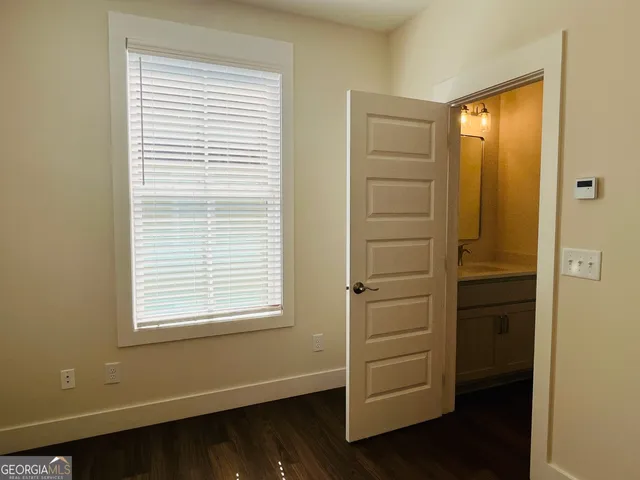 $995 | 105 Gardenia Lane, Unit 105B, LaGrange, GA 30240