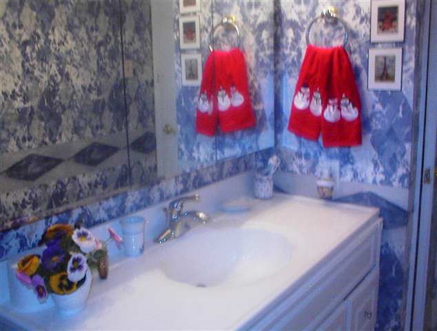 24 South Del Norte Road Greenville, SC 29615 - Photo 8 of 25 Gallery Image 8