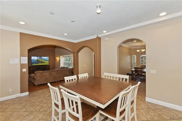 $976,800 | 494 Lakeview Court, Big Bear Lake, CA 92315